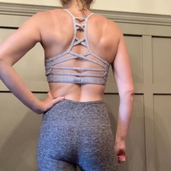 LORNA Jane Striped Strappy Open Back Sports Bra Size Small - Picture 1 of 9